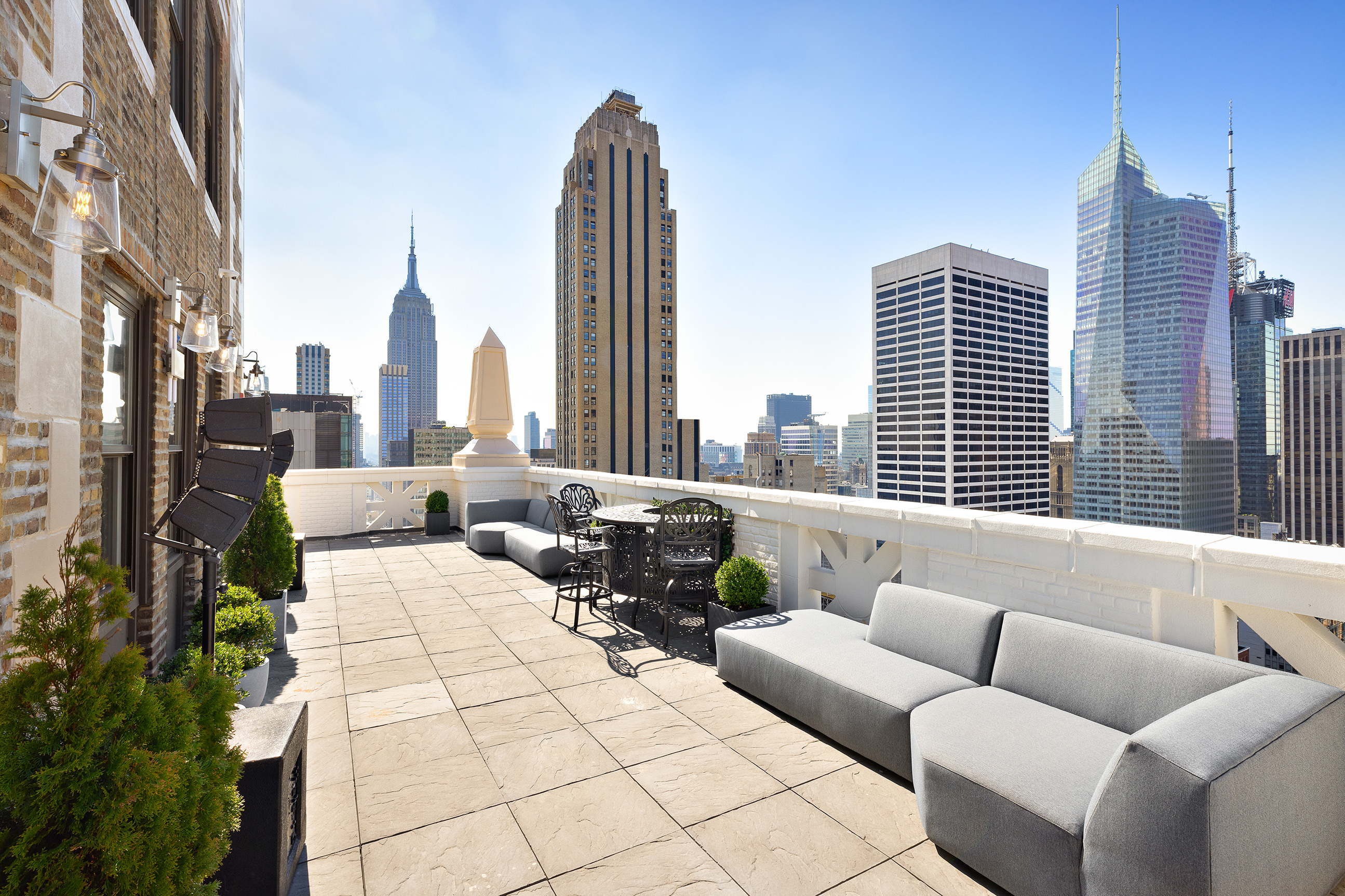 Shafer Clinic rooftop terrace angle 1